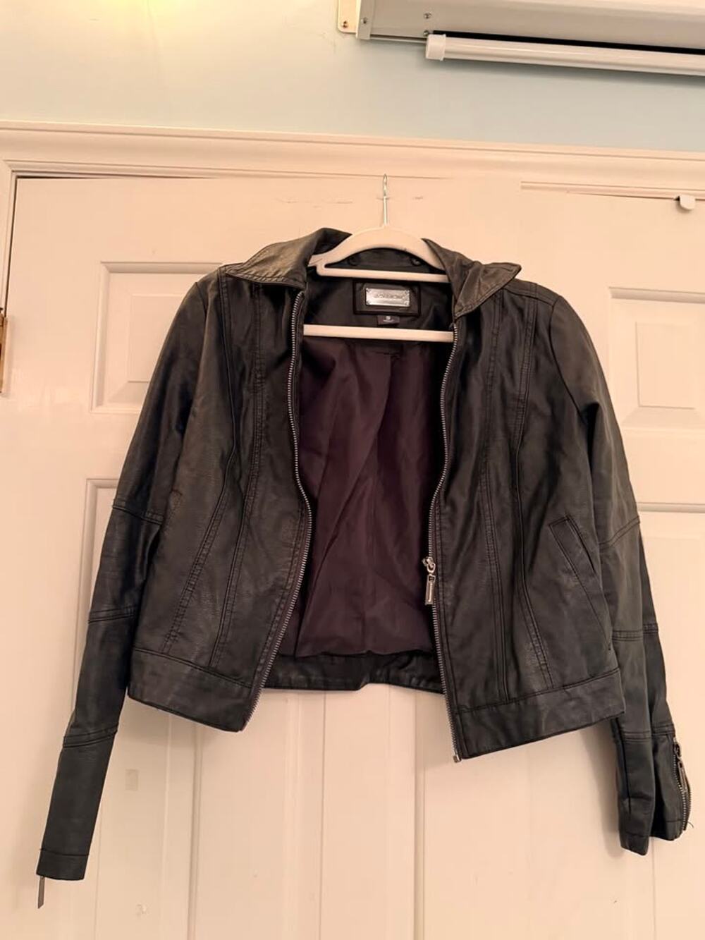 Black Gray Leather Jacket Joujou Franscescas Size small– Women's